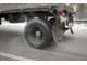 Держитесь подальше от грузовиков: фонтан из-под колес мгновенно лишает видимости.
