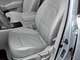 Hyundai Veracruz. В более простой комплектации регулировать передние сиденья приходится вручную.
