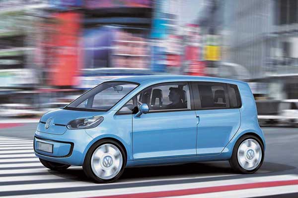 Volkswagen представил в Токио серийную версию самого маленького в модельной линейке автомобиля Space up!