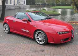Британская фирма Autodelta представила собственное видение кабриолета от Alfa Romeo – Spider J6 3.2 C.