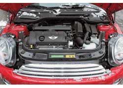 Двигатель нового Mini Cooper эластичен и хорошо «ладит» с 6-ступенчатой АКП.