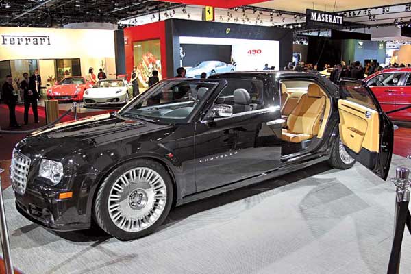 Chrysler 300C Hollywood