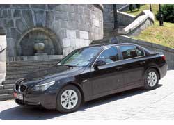 BMW 5 Series (2004 год)