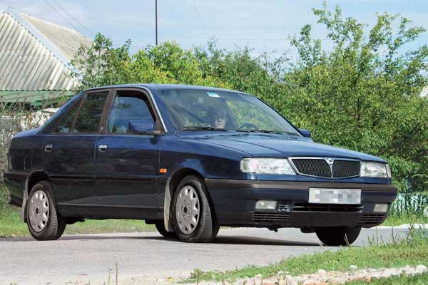 Lancia Dedra (1990–1999 г. в.) от $2 800 до $10 000