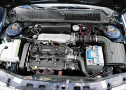 Lancia Dedra. Неисправности двигателей 155-й возникают из-за некачественной проводки и окисления штекерных соединений под капотом, а двигателей Dedra – из-за отказа различных датчиков.