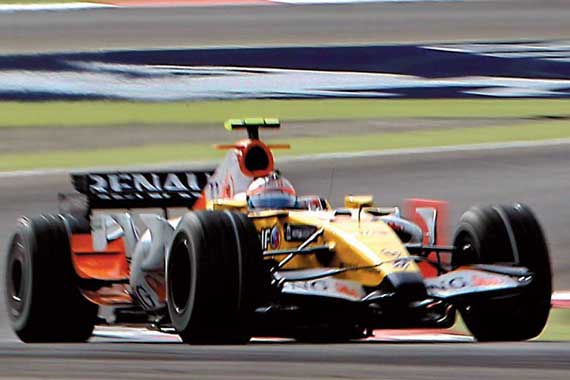 После трех гонок Renault занимает шестую позицию в Кубке конструкторов - вряд ли Алонсо и Пике ожидали именно этого...
