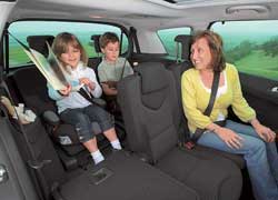 В июне в странах Европы начнутся продажи универсала Peugeot 308 SW.