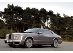 Британская компания Bentley планирует уменьшить на две трети количество вредных веществ, выбрасываемых в атмосферу машинами марки. 