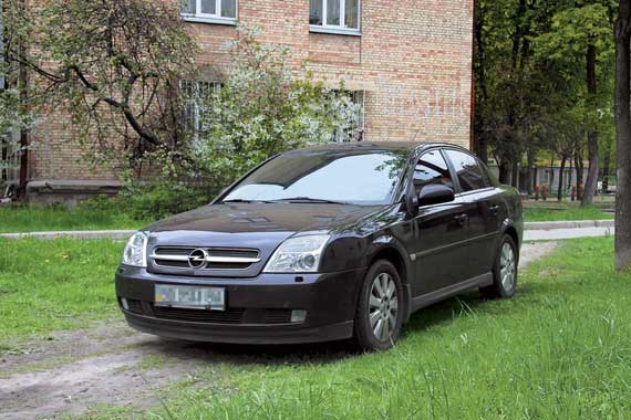 Opel Vectra 2002–2005 г. в. от $16 500 до $23 000