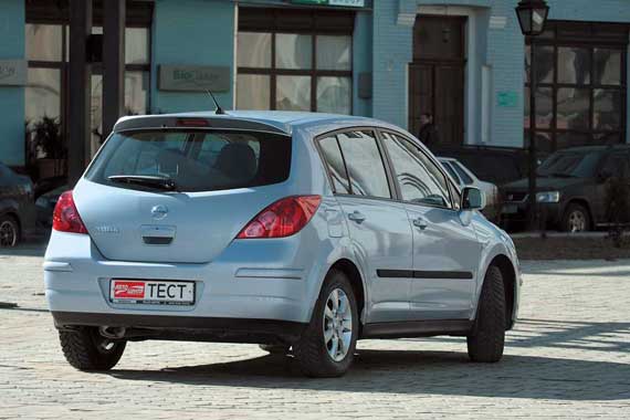 Nissan Tiida