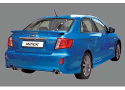 Сразу две версии Impreza в кузове седан продемонстрировала Subaru. Легендарную WRX и ее «гражданскую» модификацию. 