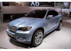 По заявлениям компании BMW, концептуальный гибрид Х6 ActiveHybrid по удовольствию от вождения не отличается от типичных BMW.