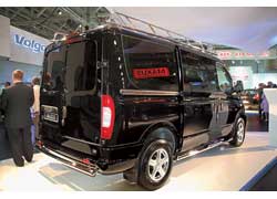 Кроме серийных Volga Siber, «ГАЗ» продемонстрировал и фургоны Maxus в люксовом исполнении. 