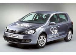 Специалисты Volkswagen продолжают удивлять автомобильный мир своими экологическими концептами. Очередное детище специалистов из Вольфсбурга &ndash; Golf BlueMotion, созданный на базе Golf нового поколения.