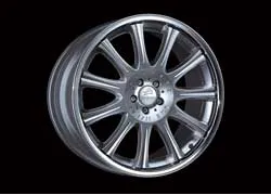 Хоть как-то компенсировать немалый вес внедорожников Mercedes-Benz GL и M-Кlasse пытаются специалисты ателье Carlsson.