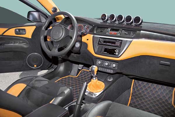 Mitsubishi Lancer Evolution IX