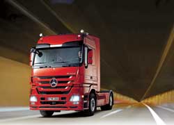 В январе из Штутгарта, штаб-квартиры Mercedes-Benz, пришло сенсационное сообщение: началось производство грузовиков Actros третьего поколения. 