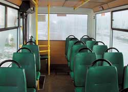 Отделка салона «Виктории» достаточна аккуратна. А вот кресла отечественного производства простоваты.