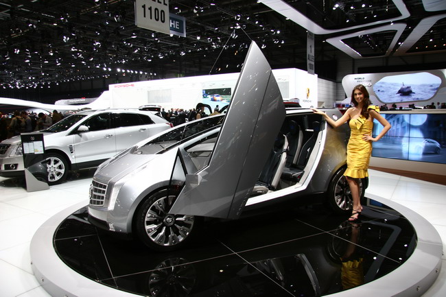 Концепт-кар Cadillac XTS Platinum Concept