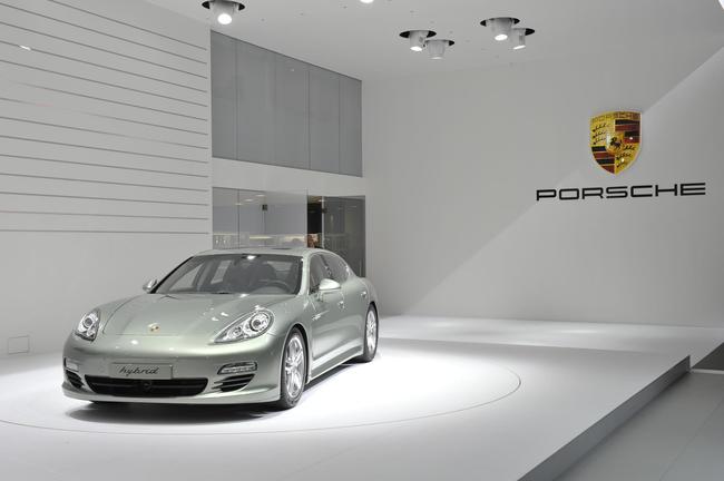 Porsche Panamera S Hybrid, Женева 2011