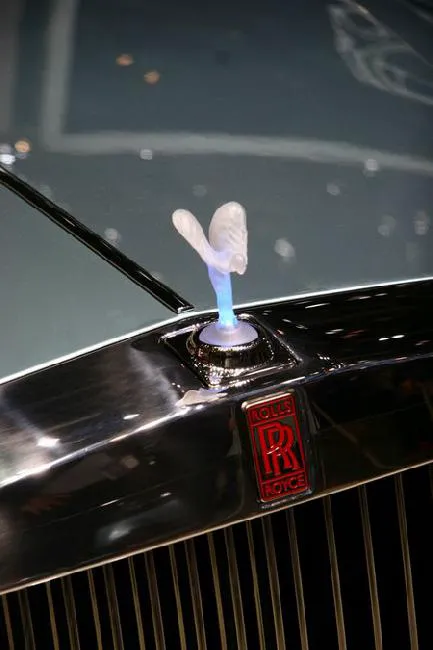 концепт-кар Rolls-Royce 102EX Женева 2011