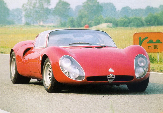 Alfa Romeo 33-2 Stradale