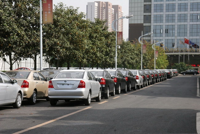 производство китайских автомобилей Lifan