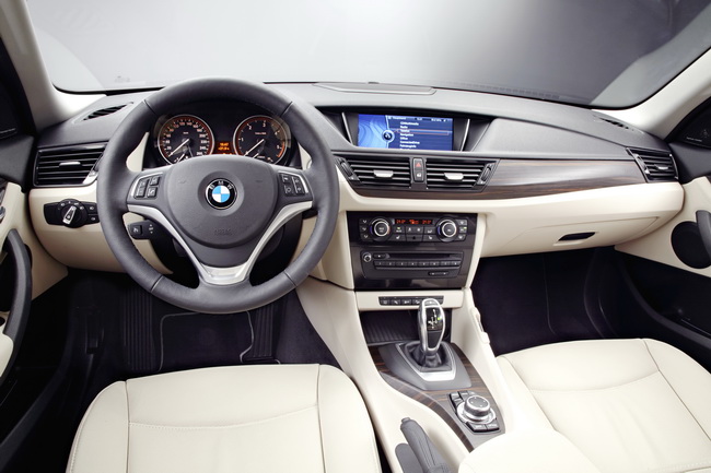 На автосалоне в Нью-Йорке BMW представили новый BMW X1