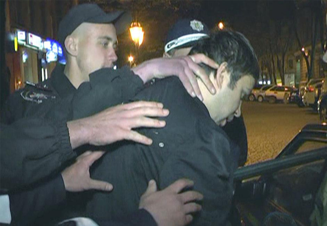 Одессит на внедорожнике Porsche Cayenne