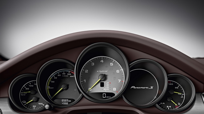 Шанхайский автосалон 2013: новое поколение Porsche Panamera