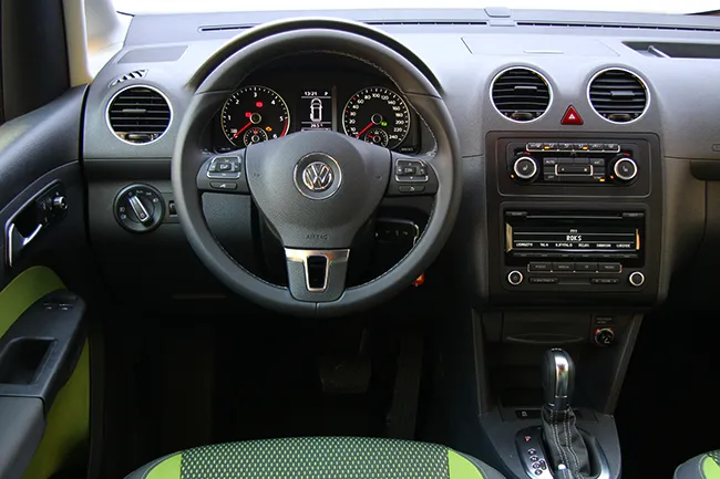 Тест-драйв Volkswagen Cross Caddy