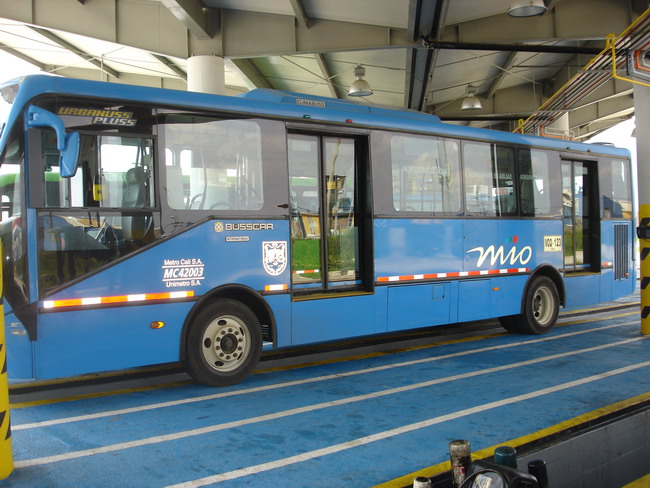 Колумбия строит систему скоростного автобусного транспорта