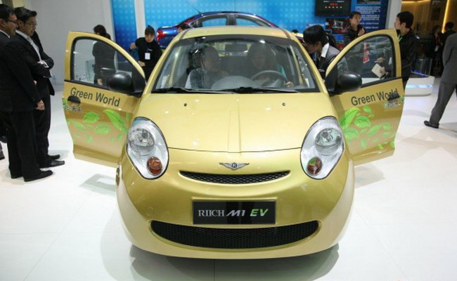 Столичное автошоу 2011: презентация электромобиля Сhery M1