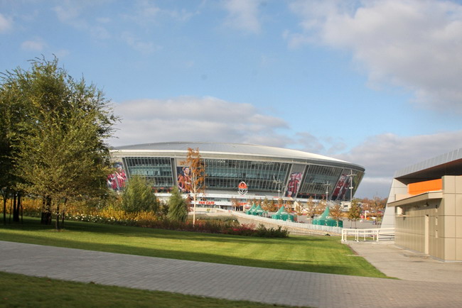 Дорогами Евро-2012: город Донецк. Стадион «Донбасс Арена»