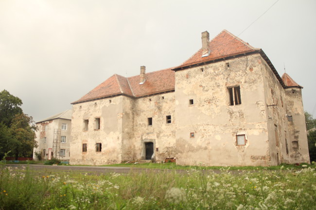 Відкрий країну»: замок Сент-Миклош