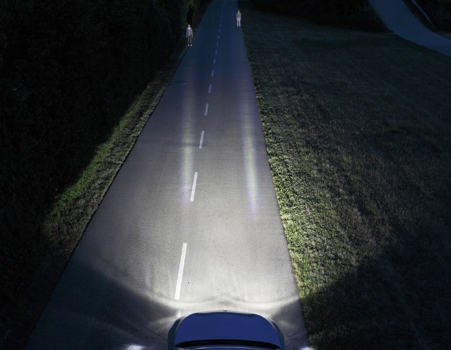 Лазерные фары впервые появятся на автомобиле BMW