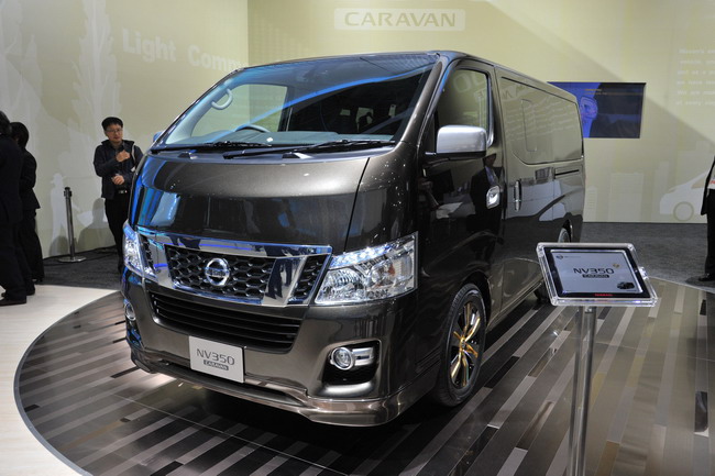 новый развозной фургон Nissan NV350 «Caravan»