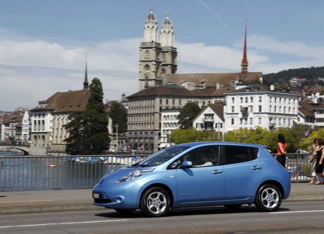 Тест-драйв Nissan Leaf в Давосе