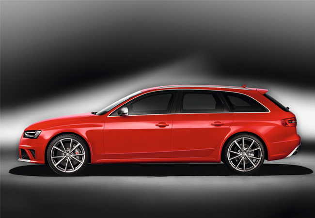 универсал Audi RS4