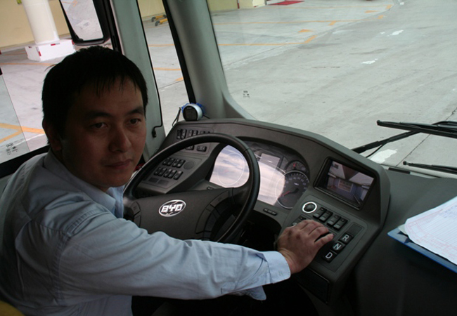 экологически чистый автобус
