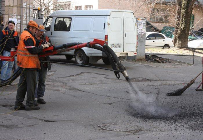 на выходных в Киеве отремонтируют дороги