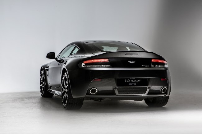 новый Aston Martin V8 Vantage S - SP10
