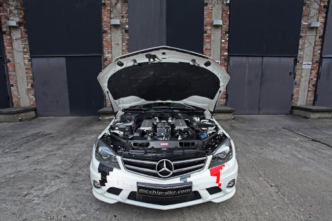 Mercedes-Benz C63 AMG: тюнинг Mcchip-DKR