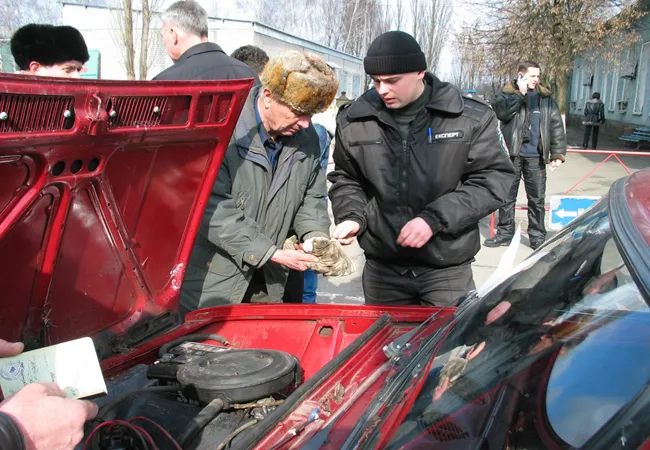 Зарегистрировать авто в Украине стало проще