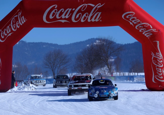 Ледовые гонки на классических автомобилях Historic Ice Trophy