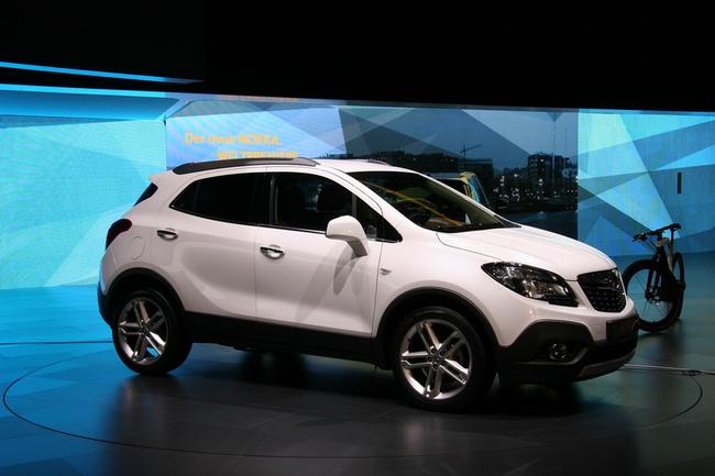 Фото новых моделей Opel