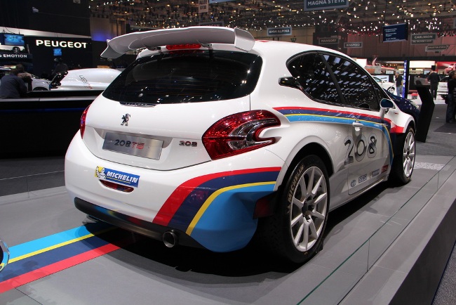 Фотки: Автосалон в Женеве 2013: новинки Peugeot