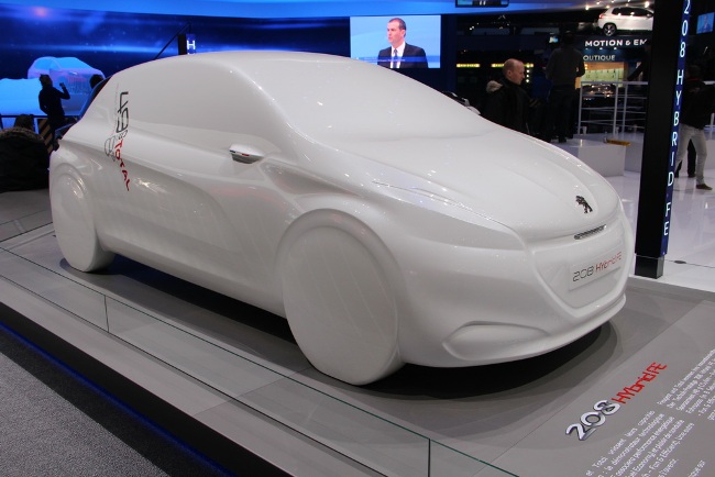 Фотки: Автосалон в Женеве 2013: новинки Peugeot