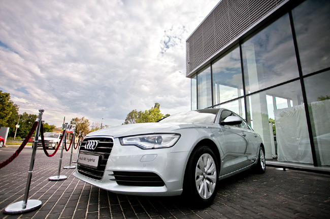 В Харькове открыт первый концептуальный центр Audi «Терминал»