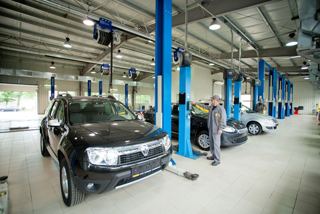 Автоцентр Renault «АИС Автокрай» при покупке авто дарит клиентам 100 л топлива